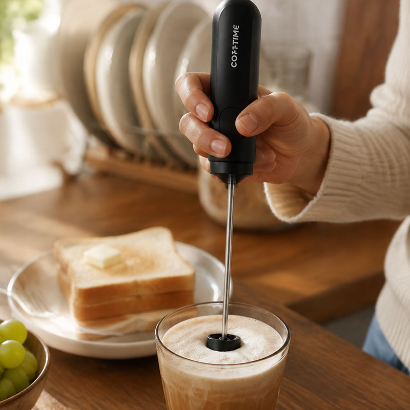 Electric Milk Frother Handheld - Mousseur à lait électrique pour café,